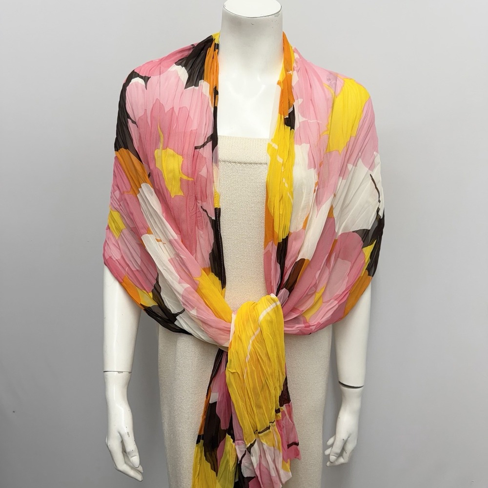 Vintage Gucci Tom Ford 100% Silk Floral Scarf Crinkled From 1999 Spring Summer